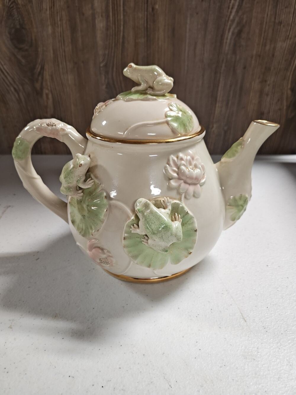 Rare Lenox Floral Frog Teapot Fine China Capodimonte Style 3D Gold Trim Excelle
